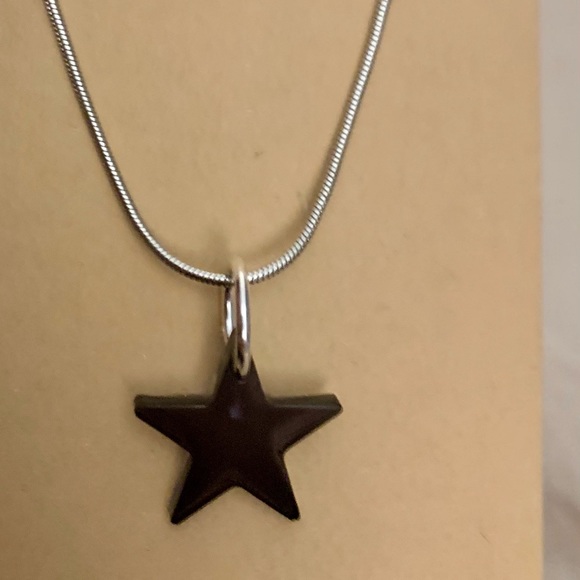 BeachTiff Black Resin Star Pendant - Picture 1 of 1